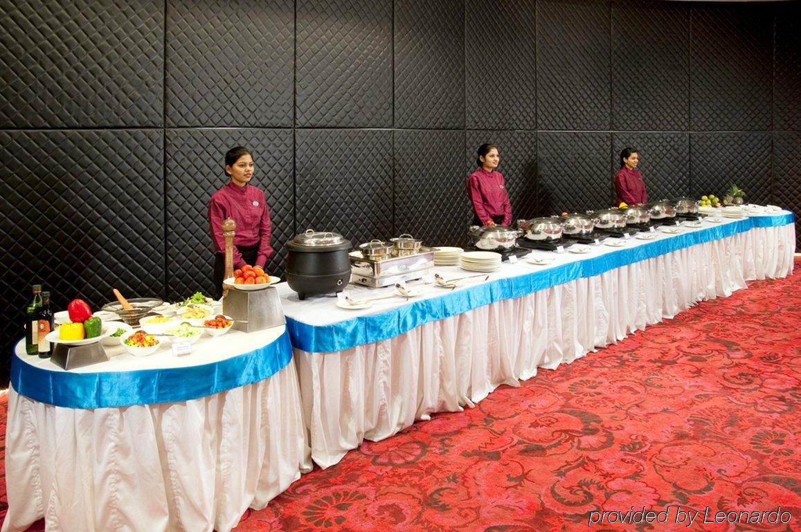 Park Prime Kolkata Hotel Restoran gambar